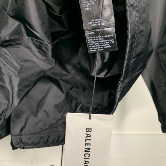 Balenciaga Black Oversized Windbreaker Logo Jacket - Picture 14 of 16
